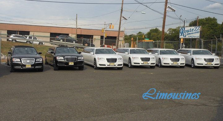 10 to 14 Passenger Chrysler 300 Limousine with Jet Door